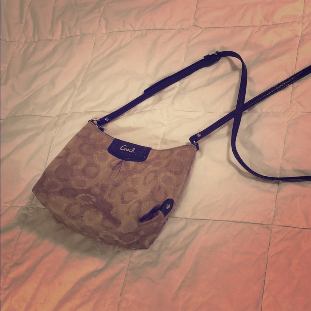 Classic Coach brown Crossbody bag